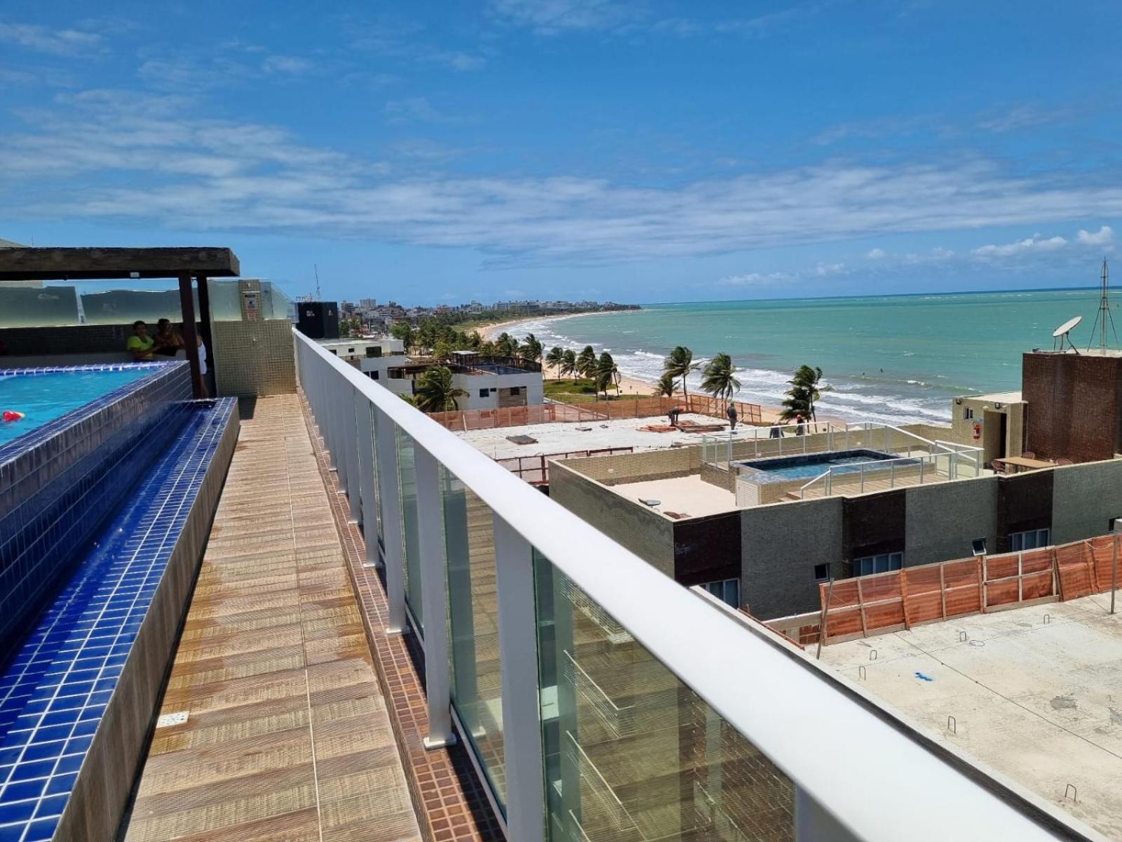 Confortavel Flat Com Piscina De Borda Infinita Na Cobertura Cabedelo Exteriér fotografie